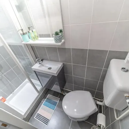 Skyscraper Fully Renovated And Cozy Move-in Ready! Lejlighed Villeurbanne